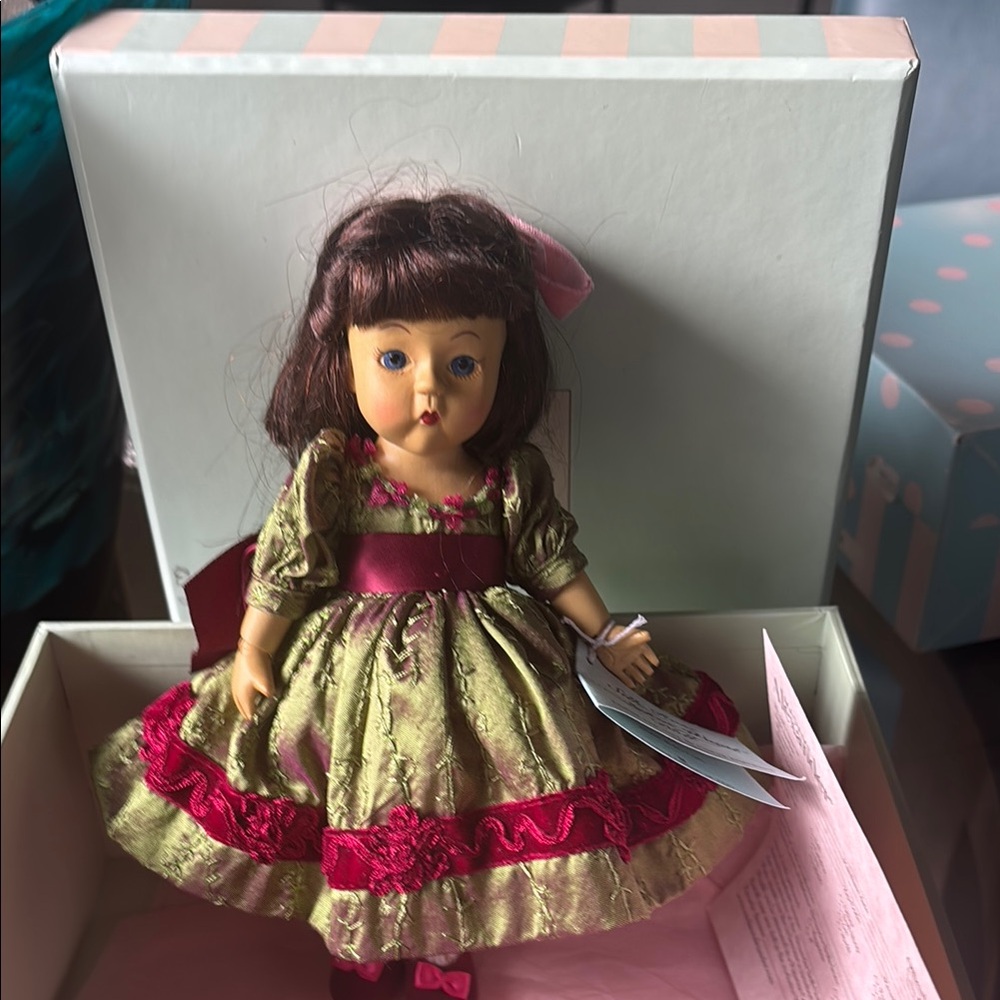 Madame Alexander Silk Rose Wendykin Wood doll
